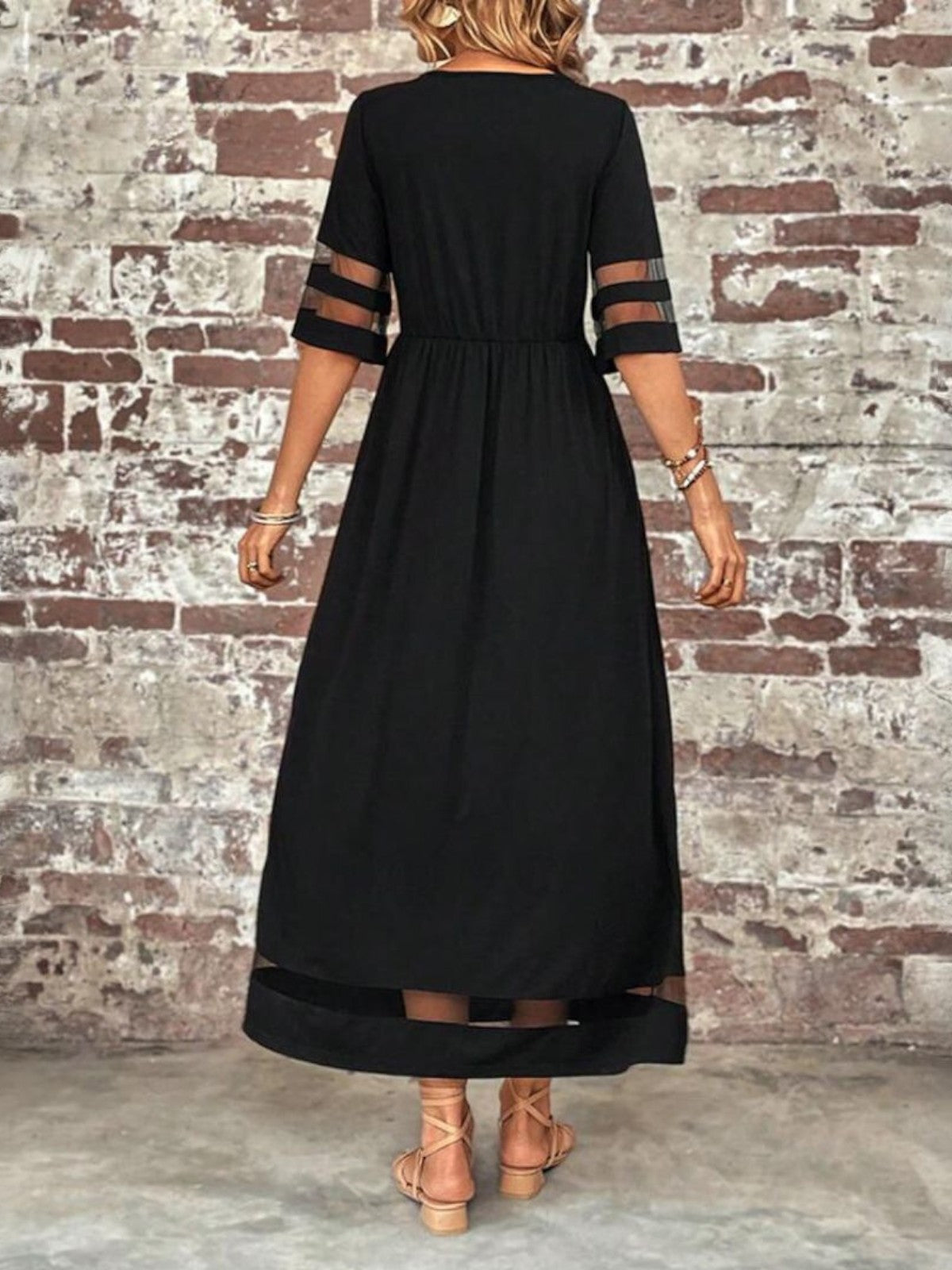 Esme Chic – Bauchschmeichelndes Kleid