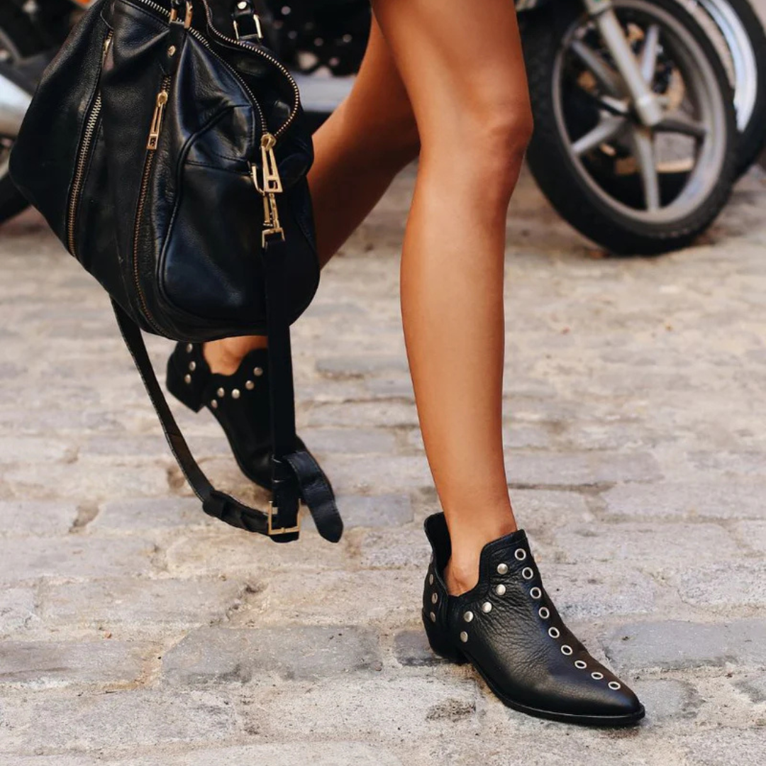 Damen Stiefeletten aus Wildleder/Leder – Boho Chic Style mit Nieten | Bequem und vielseitig