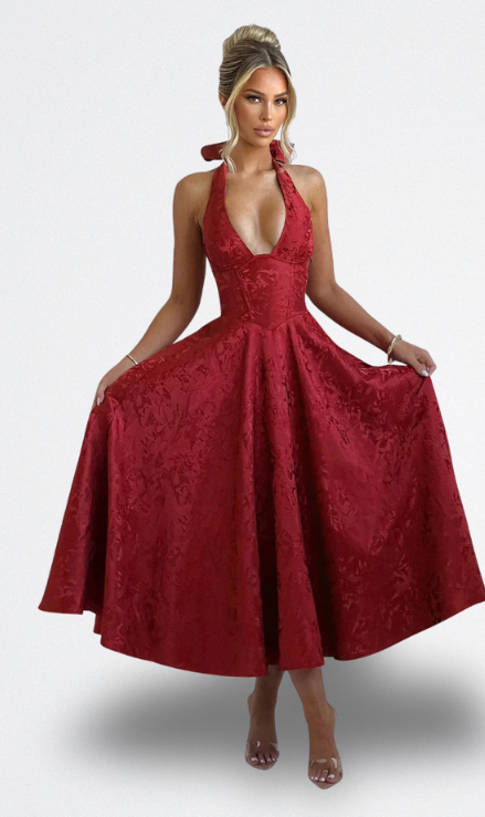 Amaranta Charmantes Satinkleid