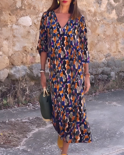 Nathalie | Kleid mit V-Ausschnitt im Retro-Look