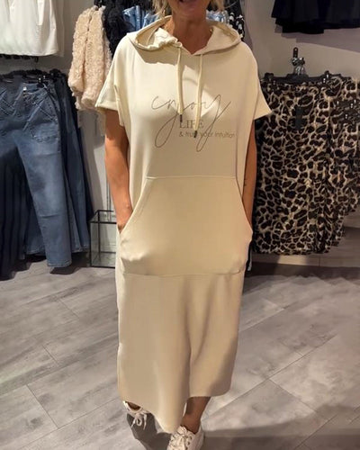 Ebba™ | Lockeres Kleid mit Kapuze und femininer Passform