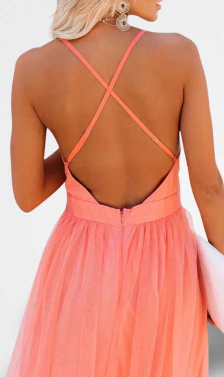 Lidia Elegantes Langes Kleid mit offenem Rücken