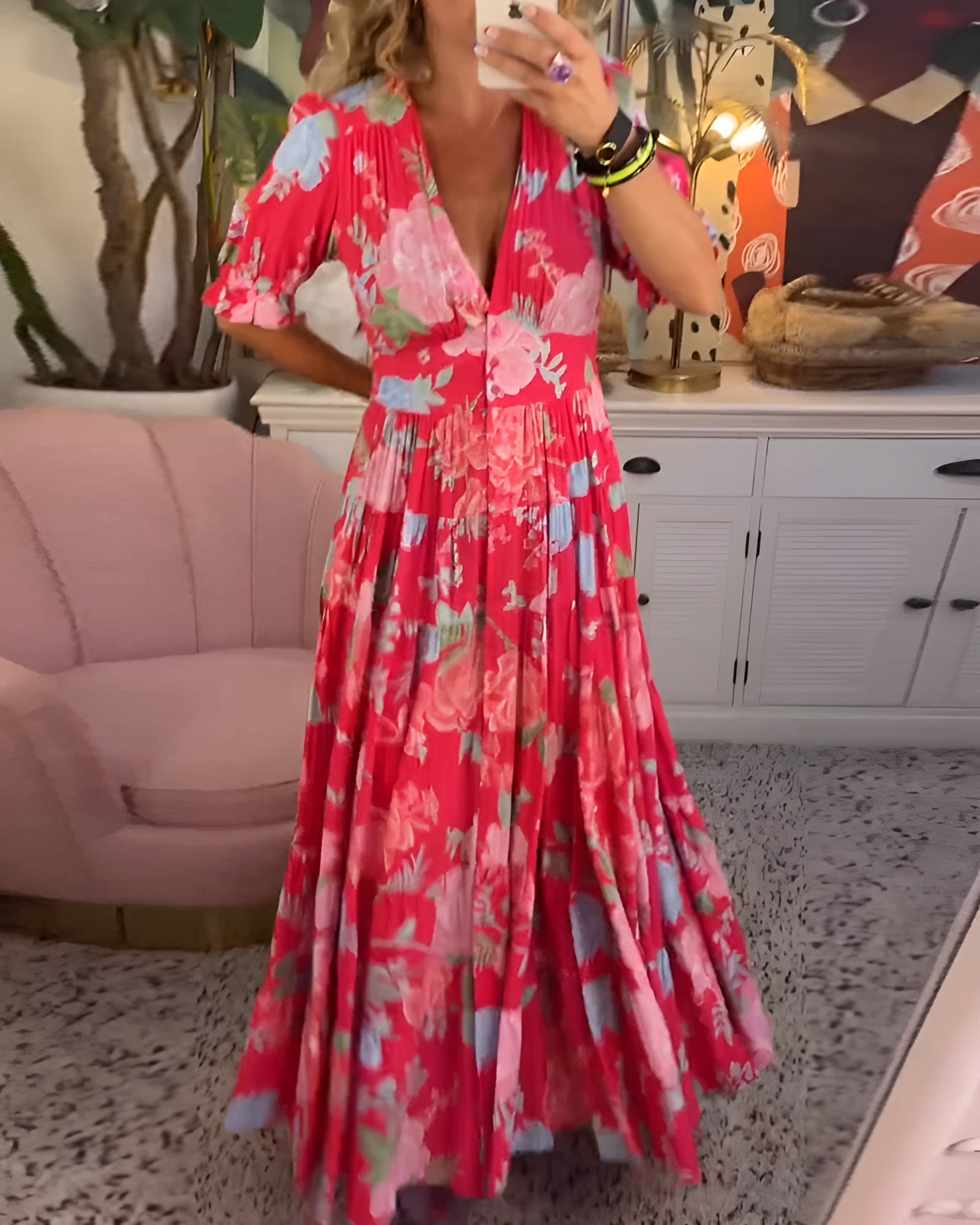 Carine | Kleid mit Tasche und V-Ausschnitt mit Blumenprint