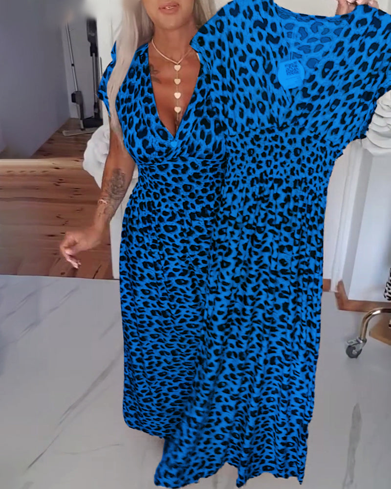 Elegantes Design mit Leopardenmuster und V-Ringen