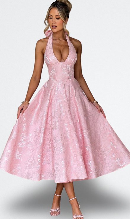 Amaranta Charmantes Satinkleid