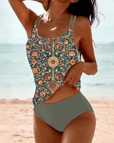 Bedruckter Tankini mit doppeltem Riemen