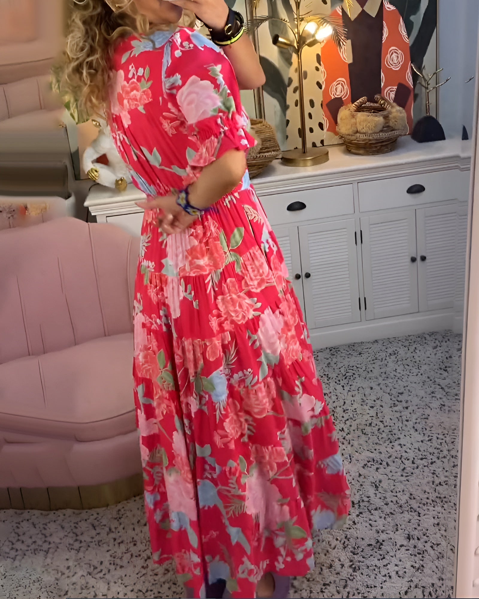 Carine | Kleid mit Tasche und V-Ausschnitt mit Blumenprint