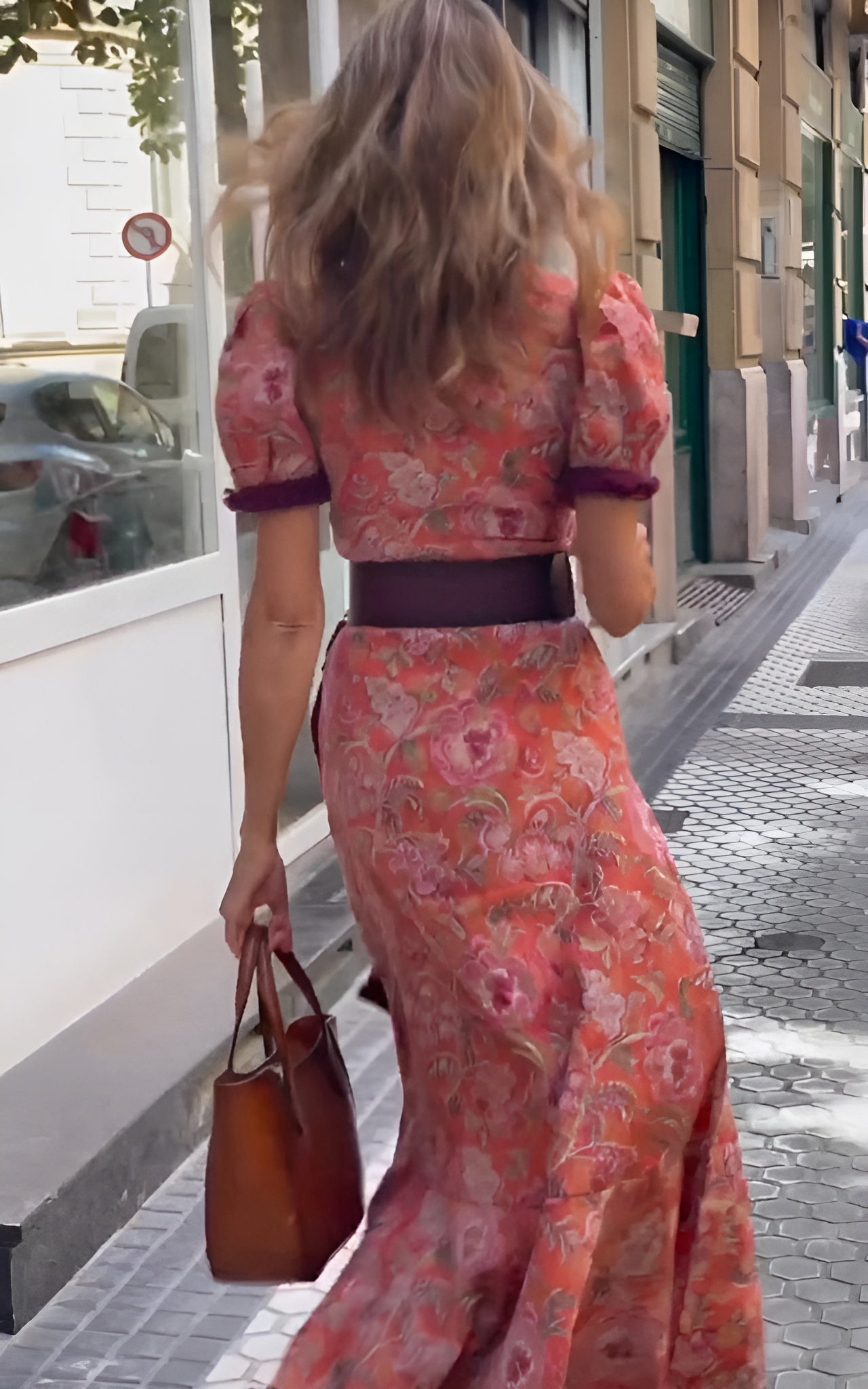 Elegantes rosafarbenes Maxikleid mit Korte Mouwen