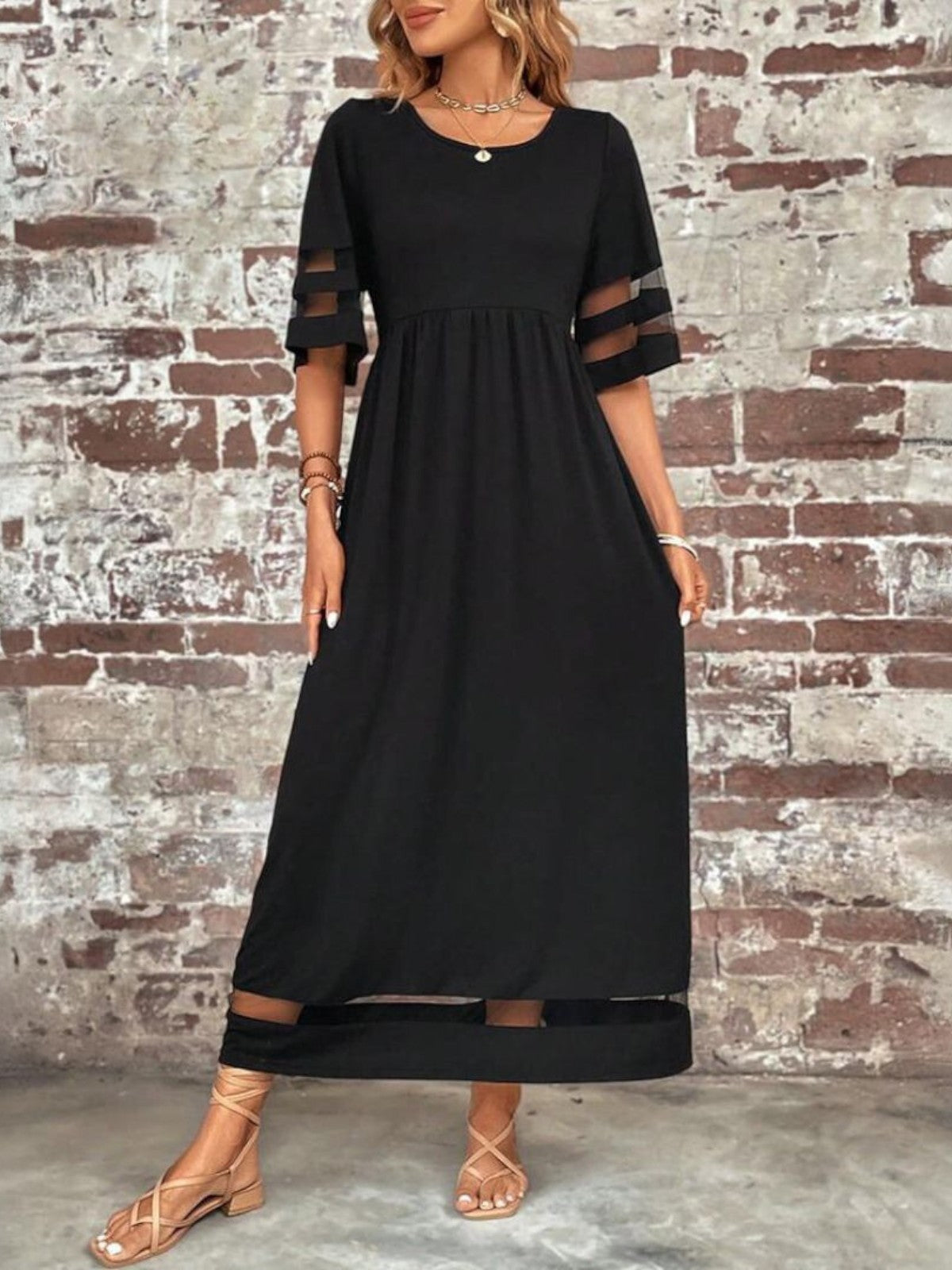 Esme Chic – Bauchschmeichelndes Kleid