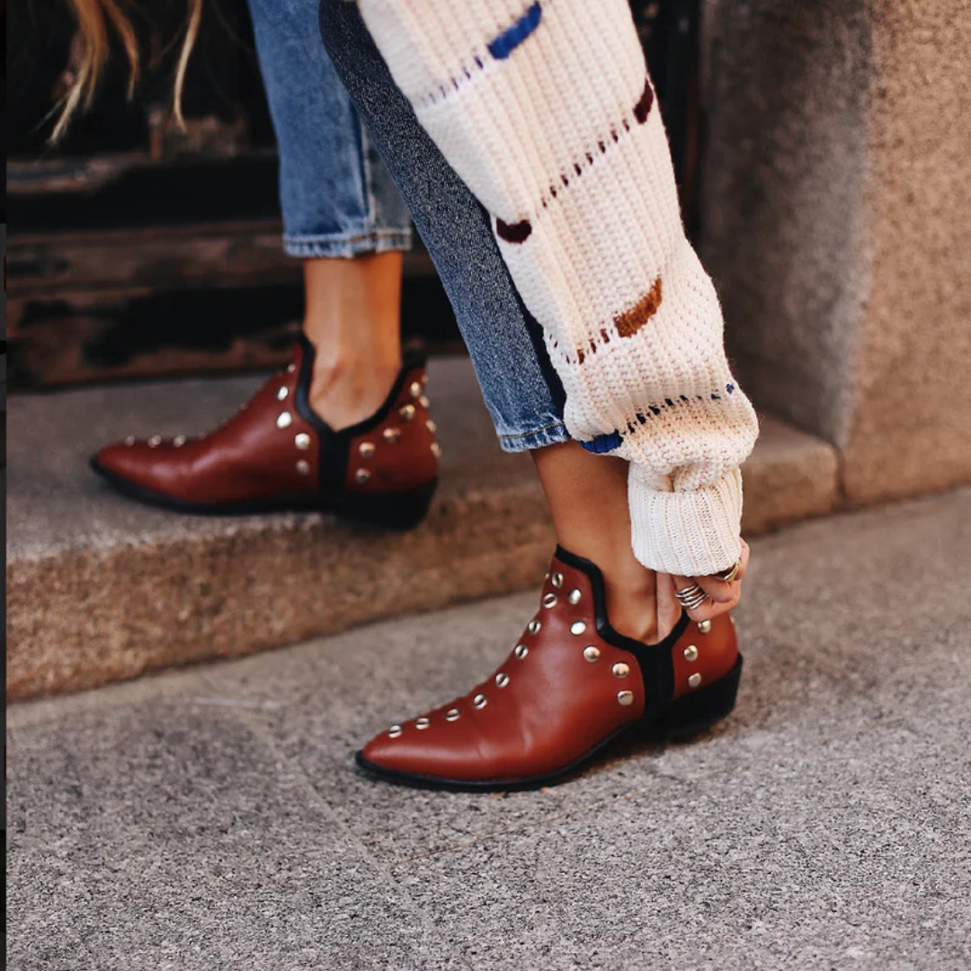Damen Stiefeletten aus Wildleder/Leder – Boho Chic Style mit Nieten | Bequem und vielseitig