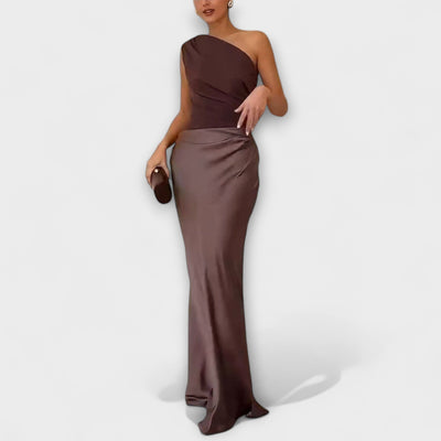 Elegantes Ein-Schulter Falten Maxi Kleid