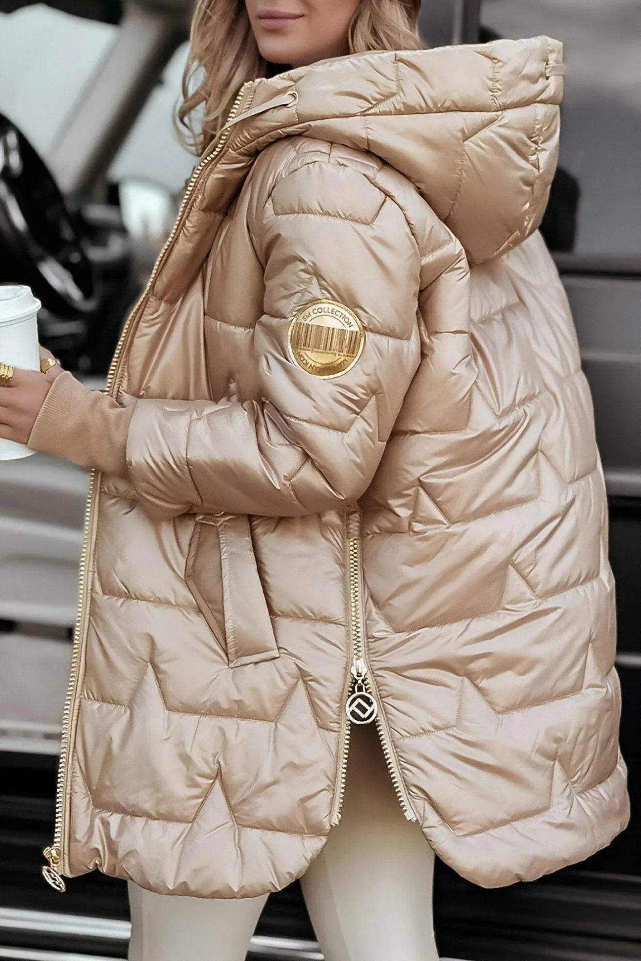 Nolwen - Eleganter Wintermantel mit Kapuze und Wattierung