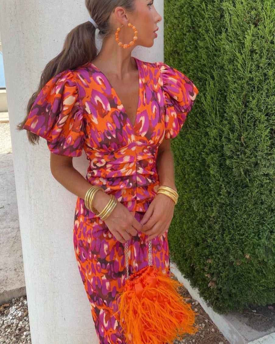 SIMONA | Elegantes Kleid mit V-Ausschnitt und Puffärmeln