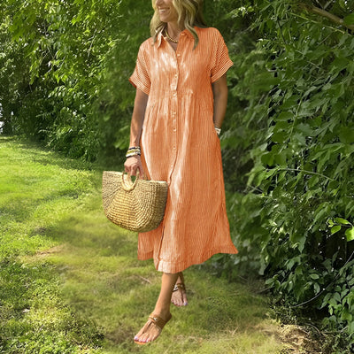 Fioria Schmeichelhaftes gestreiftes Hemdkleid